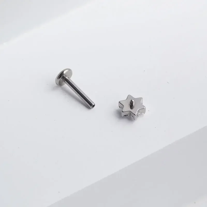 ASTM F136 Titanium Flower Pier - đánh giá và giá Zoor Body Jewelry